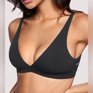 INGIA Deep V Neck Sports Bra medium